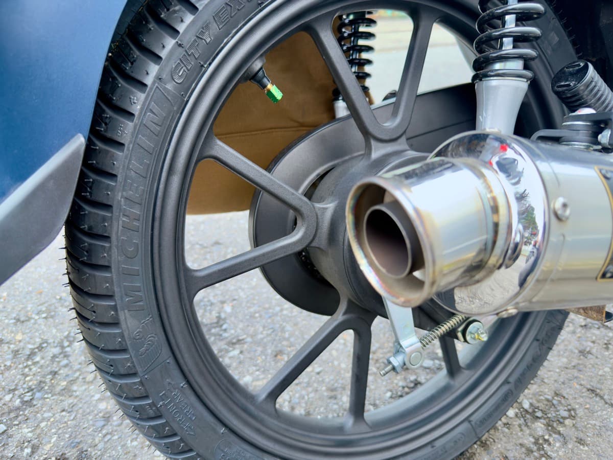 クロスカブ110のタイヤをミシュラン シティエクストラに交換!IRC GP-5との違いは?